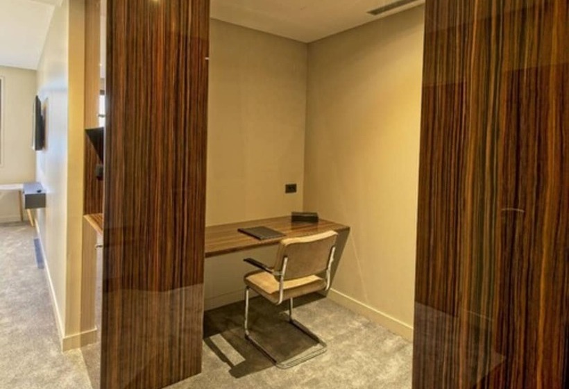 ホテル Hôtel & Restaurant La Maison Des Blés