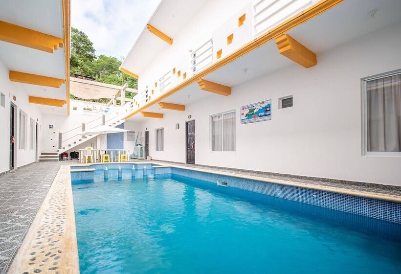 هتل Oyo  Posada San Vicente