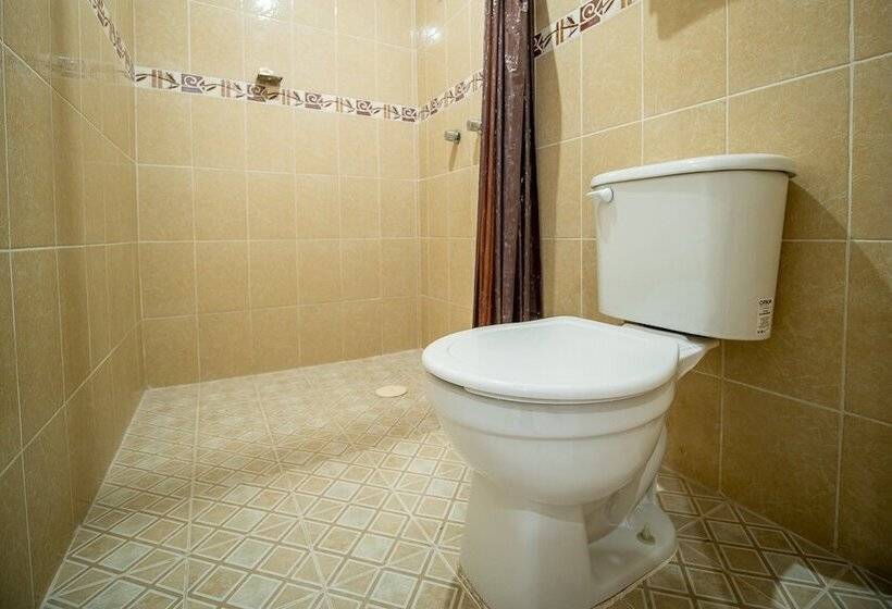 هتل Oyo  Posada San Vicente