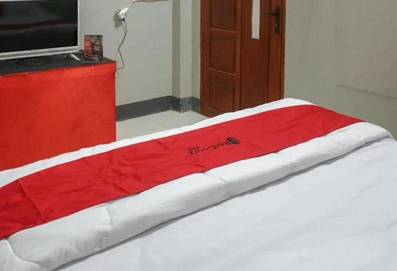 Reddoorz @ Hotel Yaki Mamuju