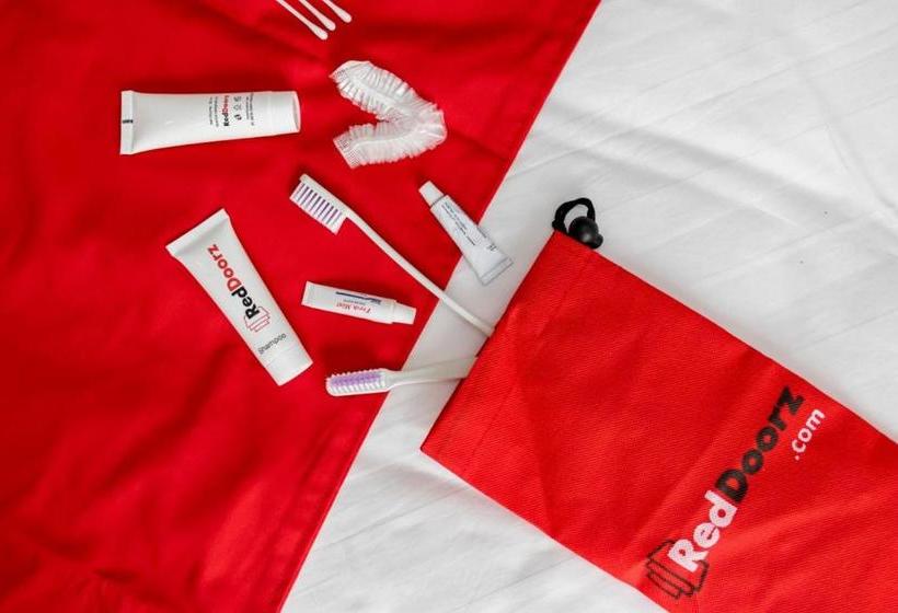 Reddoorz @ Hotel Yaki Mamuju