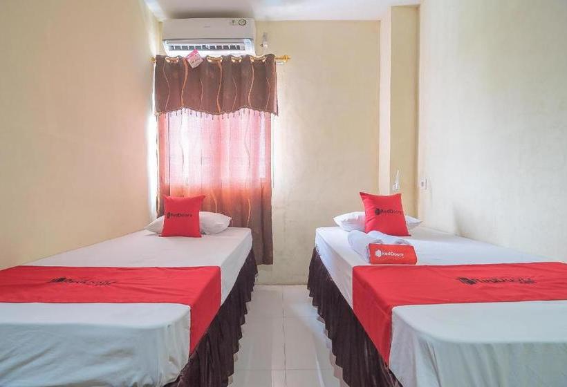 پانسیون Reddoorz Syariah At Jalan Cilik Riwut Kapuas