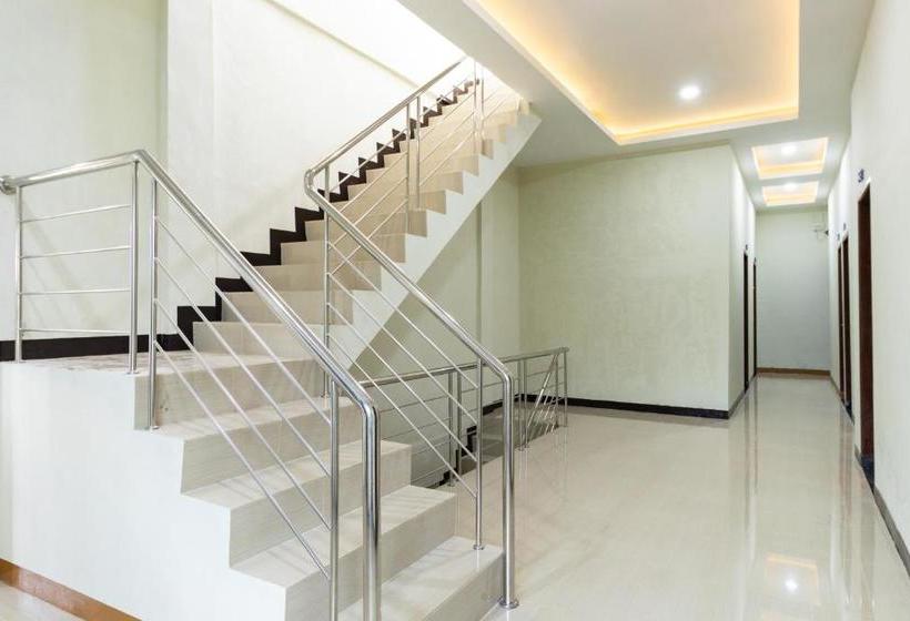 پانسیون Reddoorz Near Medan Amplas