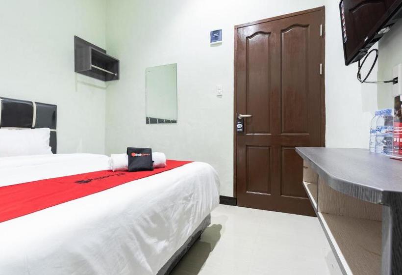 پانسیون Reddoorz Near Medan Amplas