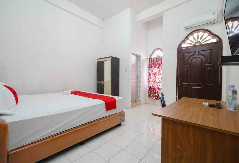 بنسيون Reddoorz Syariah Near Stasiun Kereta Api Kisaran