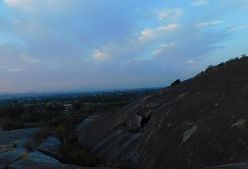 منتجع Jawai Bera Leopard Camp