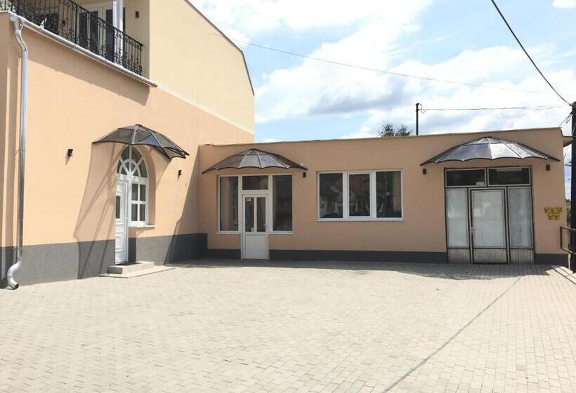 צימר Patavár Panzió étterem