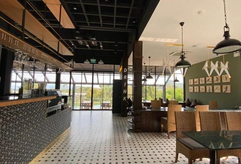 酒店 Greenhills Resort Si Racha