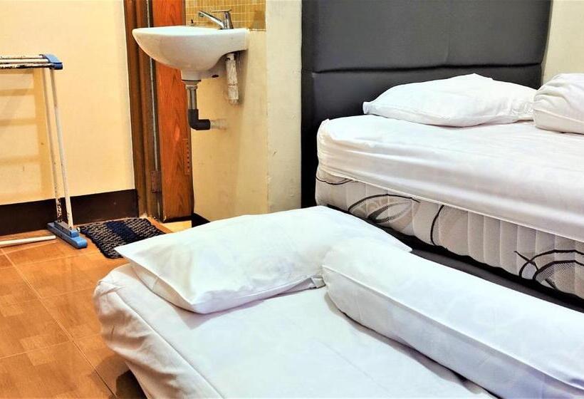 هتل Katawa Guest House Syariah