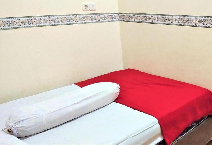 هتل Katawa Guest House Syariah