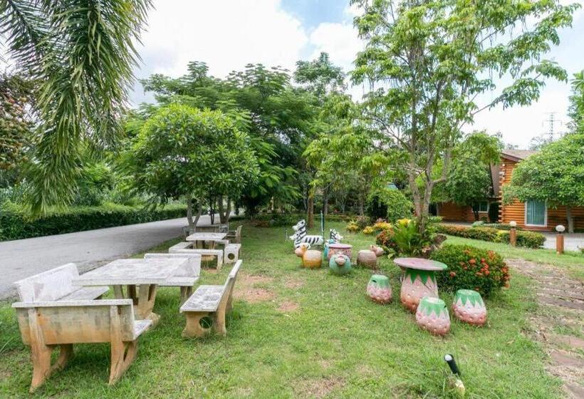 فندق Oyo 75317 Pintara Fahsai Resort