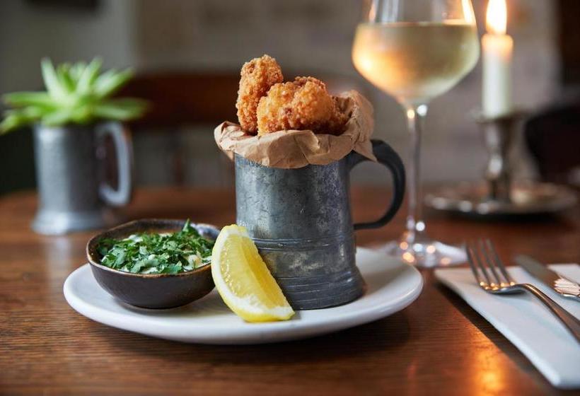 هتل The Lime Tree Inn