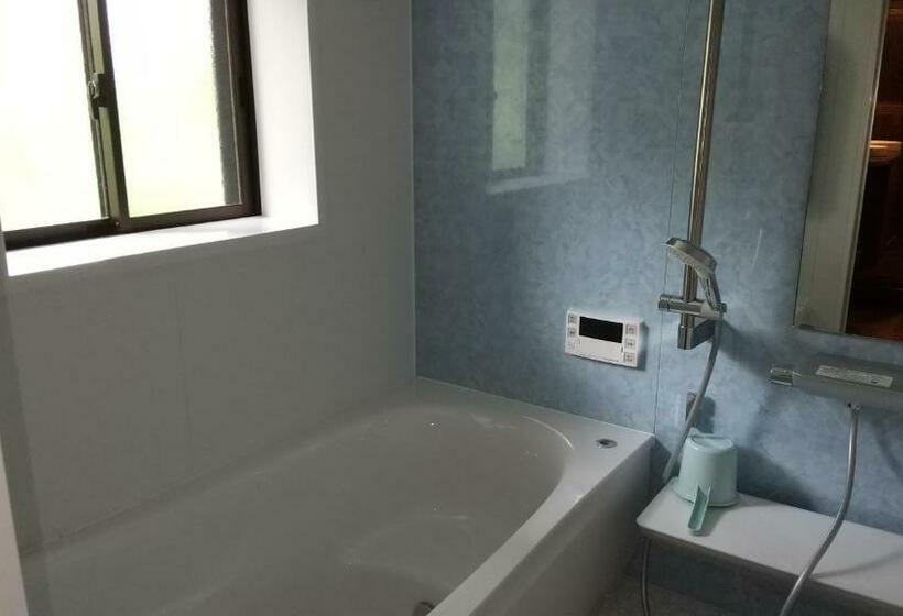 Pensionat 築100年の宿【はぶの家】