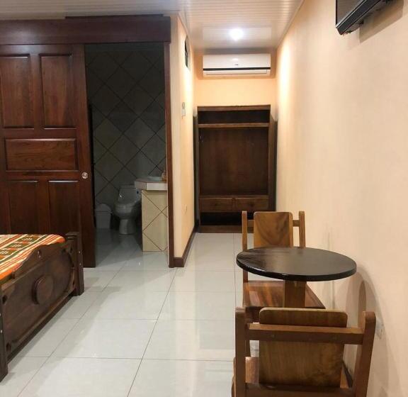 بنسيون Hospedaje Adrimaran