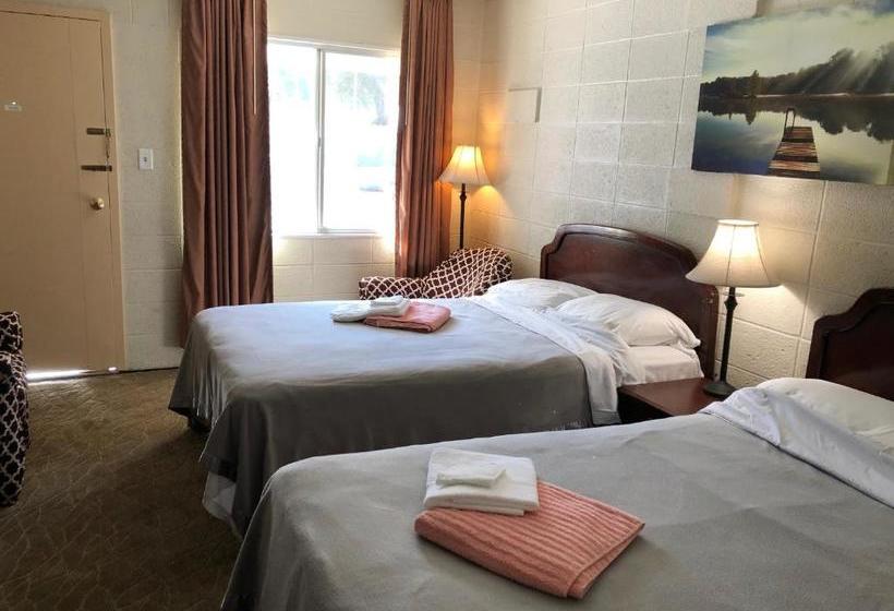 Rolling Hills Motel