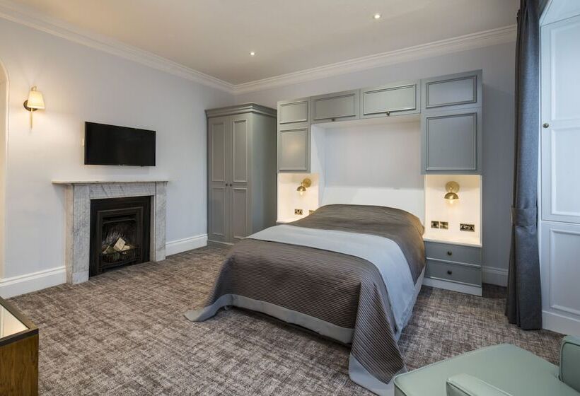 민박 Lilleshall House & Gardens And Lilleshall National Sports Centre