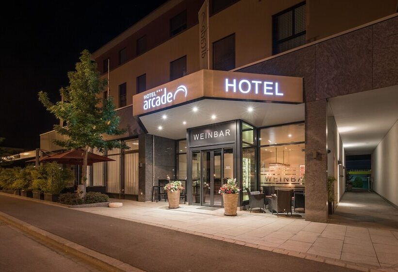 בית מלון כפרי Arcade