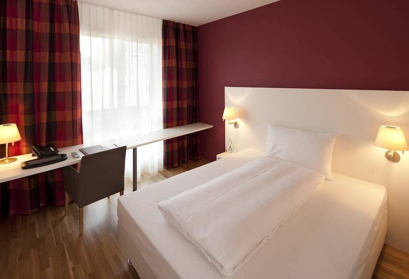 בית מלון כפרי Arcade