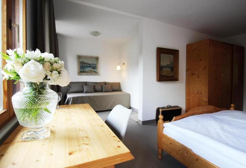 בית מלון כפרי Askania 1927