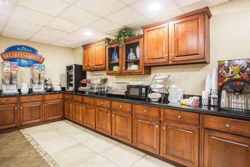 ホテル Baymont By Wyndham Savannah South