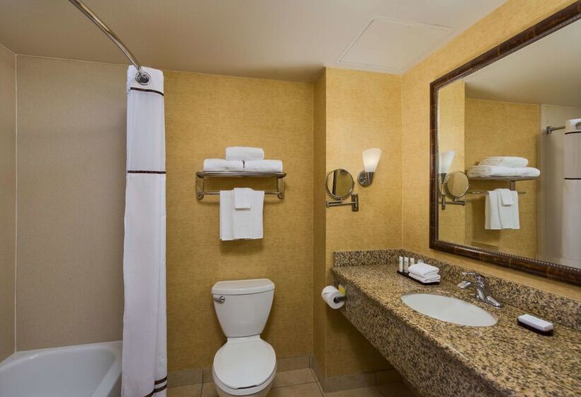 ホテル Embassy Suites By Hilton Charlotte Concord Golf Resort & Spa