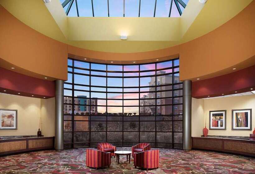 هتل Embassy Suites By Hilton Charlotte Concord Golf Resort & Spa