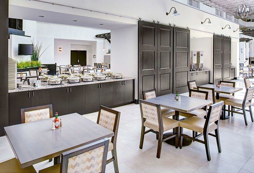 هتل Embassy Suites By Hilton Destin Miramar Beach