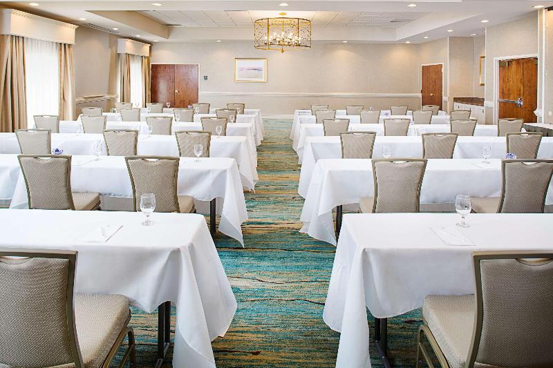 هتل Embassy Suites By Hilton Destin Miramar Beach