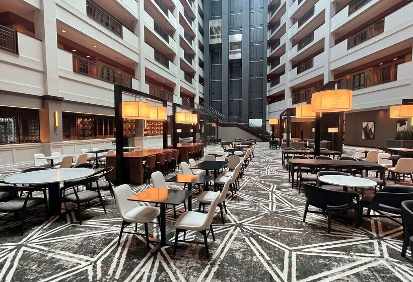 هتل Embassy Suites By Hilton Huntsville