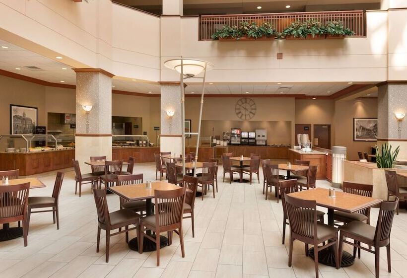 בית מלון כפרי Embassy Suites By Hilton Nashville South Cool Springs