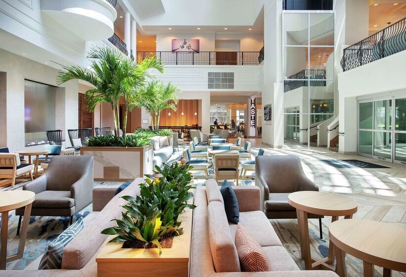 בית מלון כפרי Embassy Suites By Hilton Tampa Downtown Convention Center