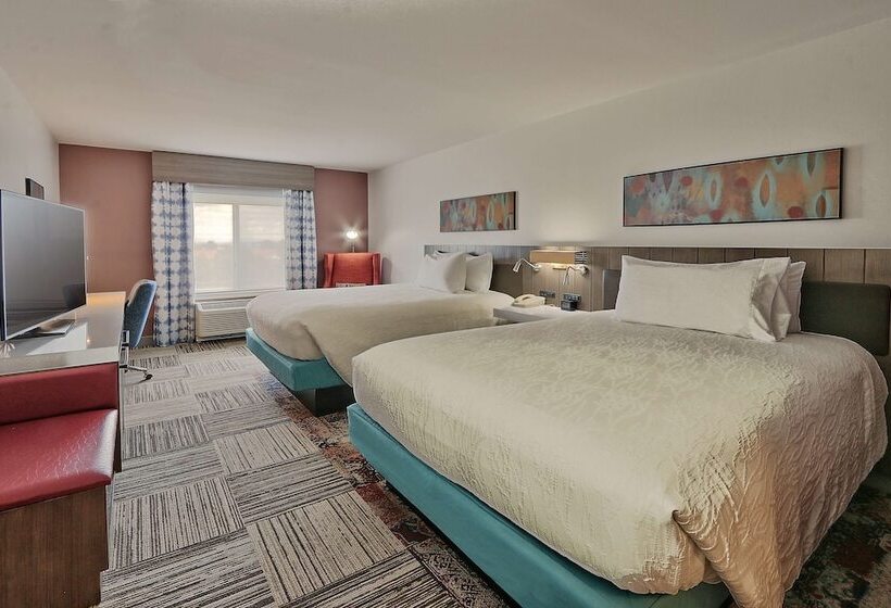 هتل Hilton Garden Inn Albuquerque / Journal Center