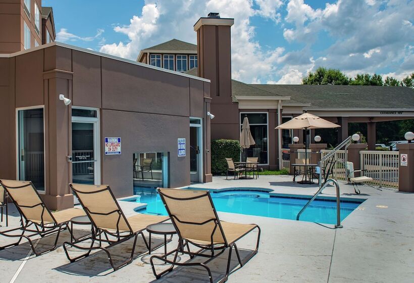 호텔 Hilton Garden Inn Charlotte Pineville