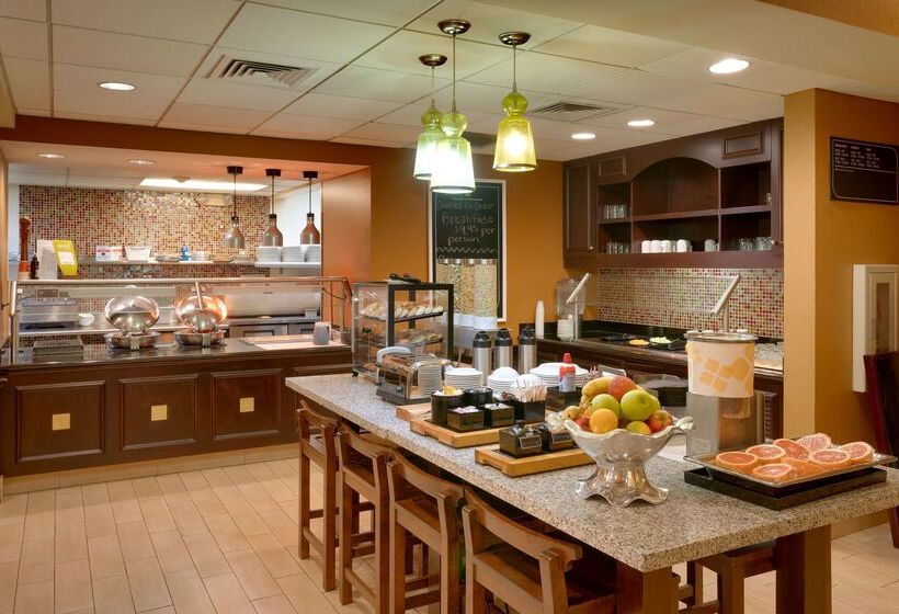 בית מלון כפרי Hilton Garden Inn Clarksville