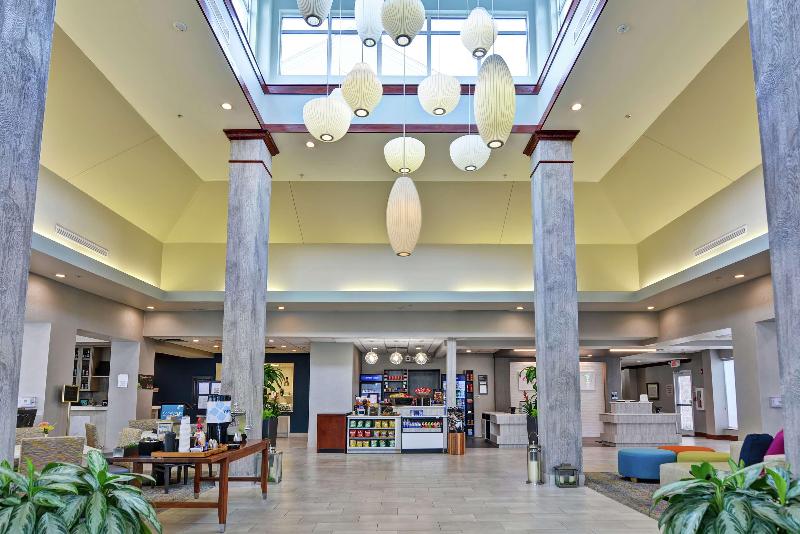 هتل Hilton Garden Inn Conway