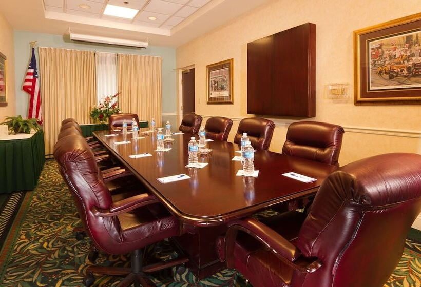 בית מלון כפרי Hilton Garden Inn Daytona Beach Airport