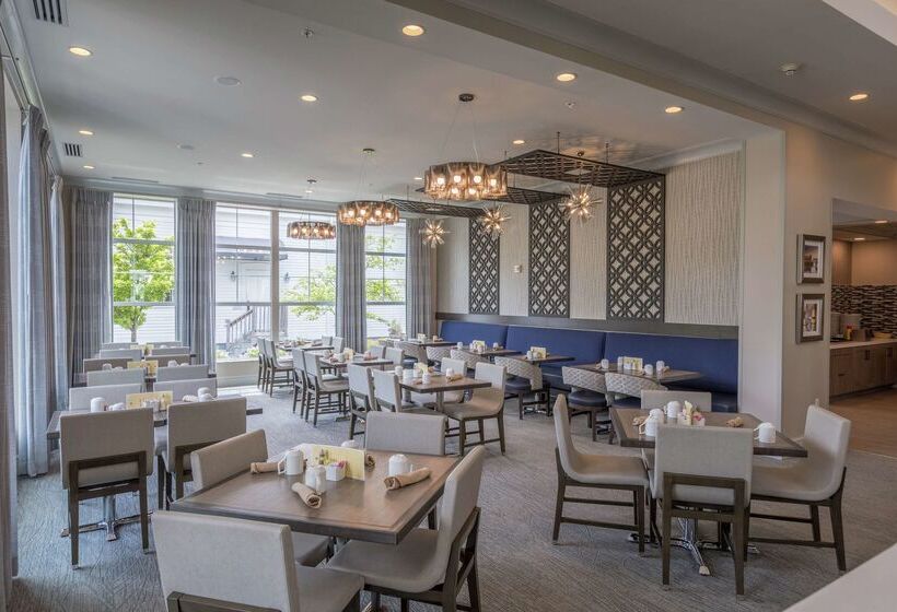 בית מלון כפרי Hilton Garden Inn Freeport Downtown