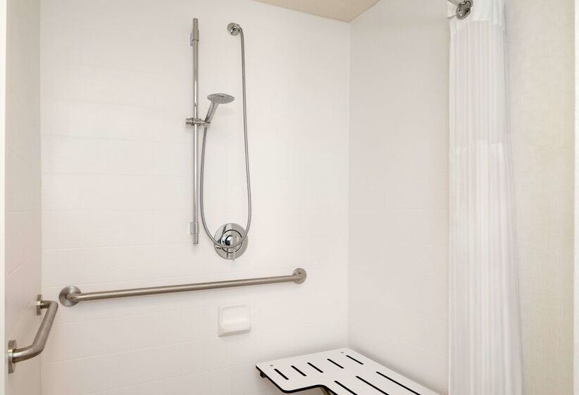 فندق Hilton Garden Inn Freeport Downtown