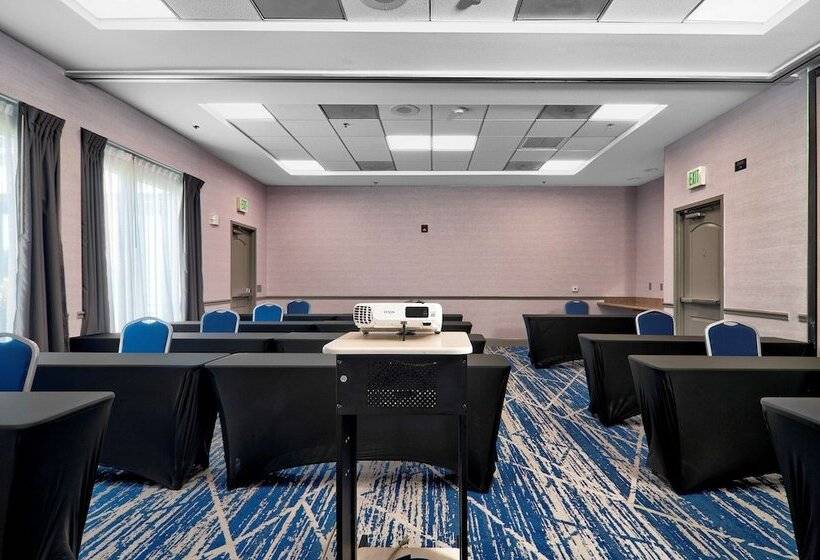 فندق Hilton Garden Inn Livermore