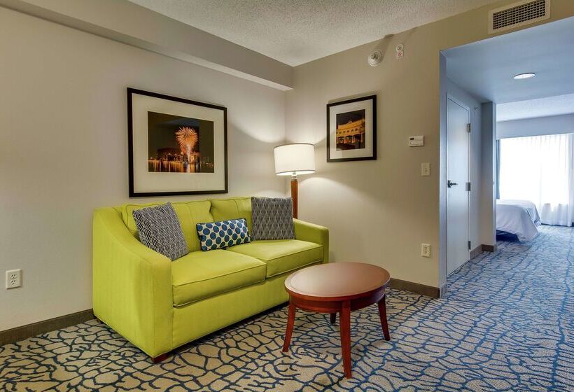هتل Hilton Garden Inn Louisville/northeast