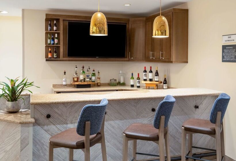 هتل Hilton Garden Inn Montgomery East