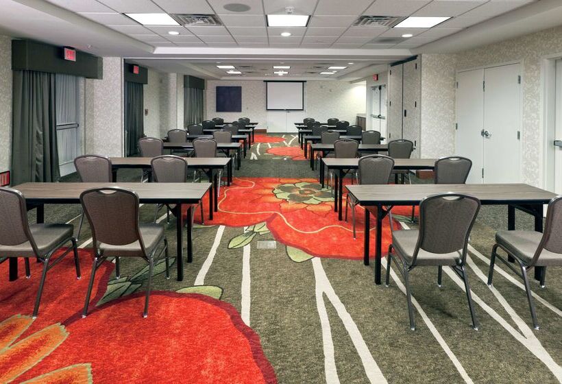 בית מלון כפרי Hilton Garden Inn Ontario/rancho Cucamonga