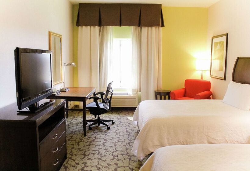 فندق Hilton Garden Inn Redding