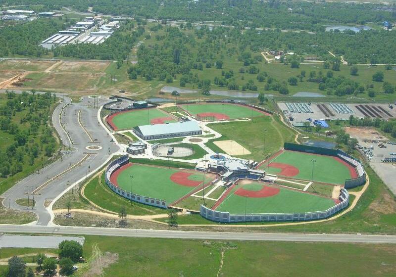فندق Hilton Garden Inn Redding