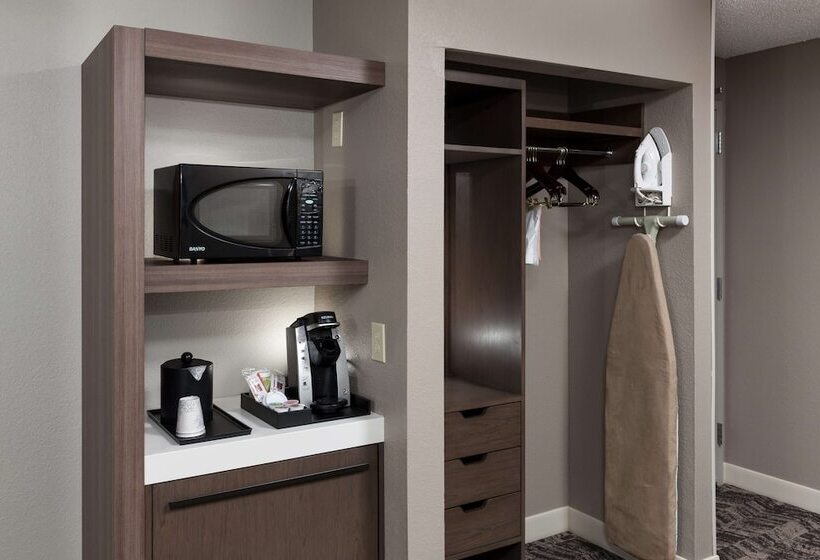 هتل Hilton Garden Inn Savannah Airport