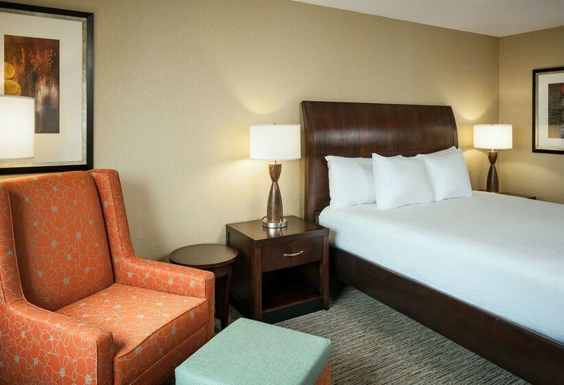 בית מלון כפרי Hilton Garden Inn Seattle  Issaquah