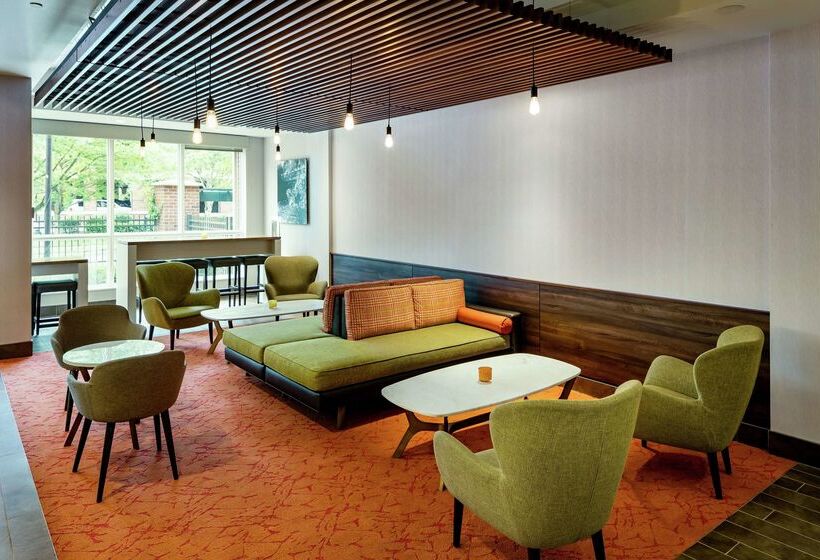 בית מלון כפרי Hilton Garden Inn Seattle  Issaquah
