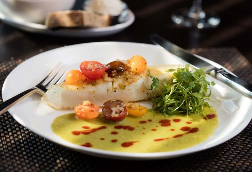 هتل Hilton Minneapolis/bloomington