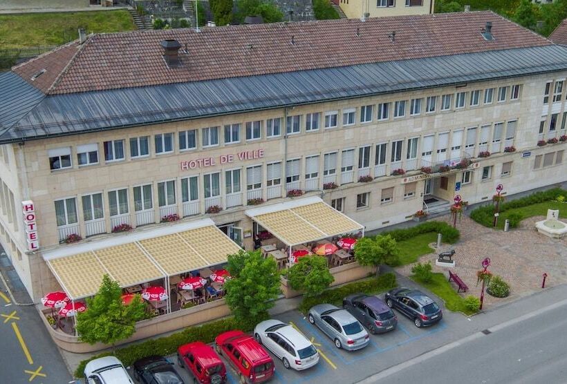 Отель Hôtel De Ville Le Sentier