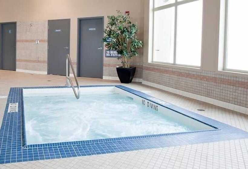 ホテル Paradise Inn And Suites